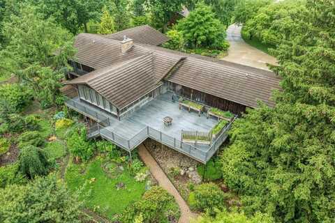 1020 6th Ave SW, Independence, IA 50644