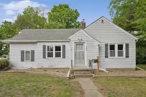 501 Hope Avenue, Waterloo, IA 50703