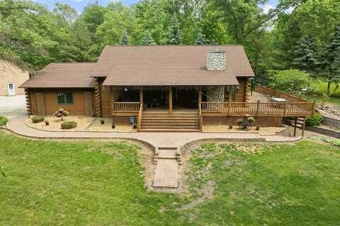 1111 160th Street, Jesup, IA 50648