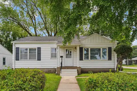 506 Eureka Street, Waterloo, IA 50702