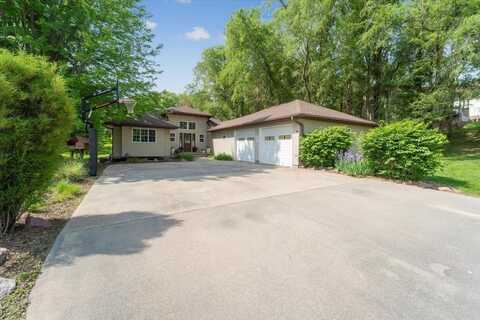 2411 6th Ave N, Denison, IA 51442