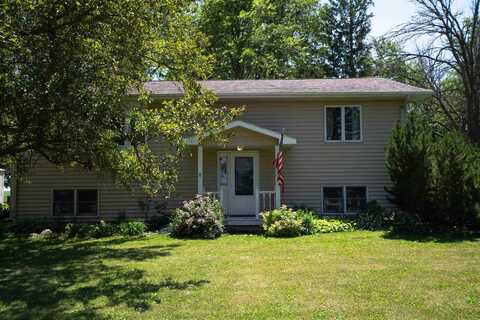 29498 215th Street, Reinbeck, IA 50669