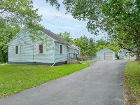 950 Midland Street, Waterloo, IA 50703