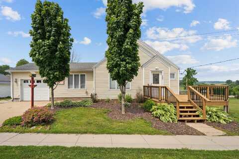 207 Elkader St., Strawberry Point, IA 52076