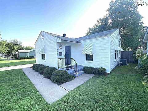 2711 LAWRENCE ROAD, Wichita Falls, TX 76309