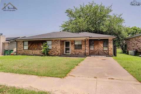 912 N HENRIETTA STREET, Henrietta, TX 76365