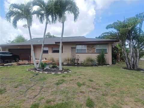 4233 SE 8th Place, Cape Coral, FL 33904