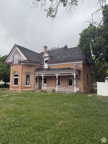 690 W 500 S, Vernal, UT 84078