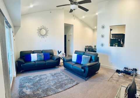 262 W 100 S, Santaquin, UT 84655