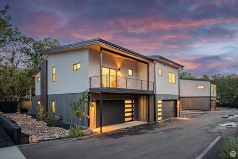 214 S 200 E, Moab, UT 84532