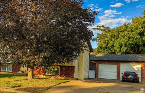2318 N 970 W, Clinton, UT 84015