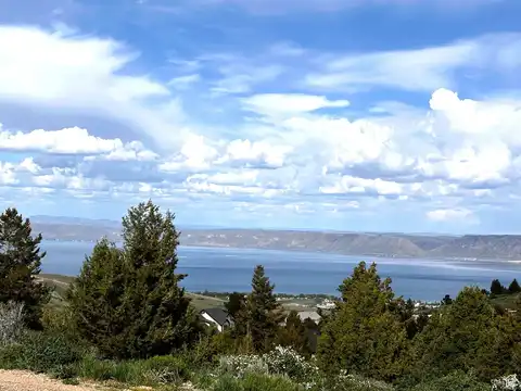 655 S JUNIPER, Garden City, UT 84028