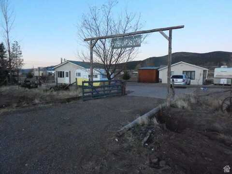 10 S 200 W, Koosharem, UT 84744