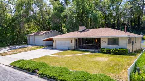 700 E SPRUCE GLEN, Murray, UT 84107