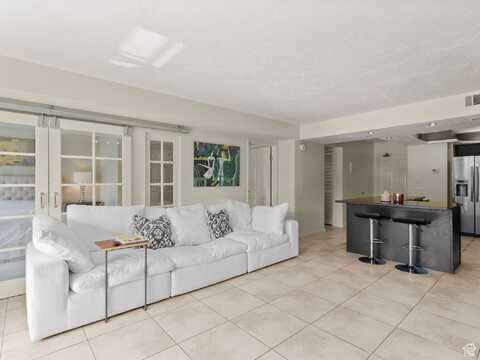 105 S 1100 E, Salt Lake City, UT 84102