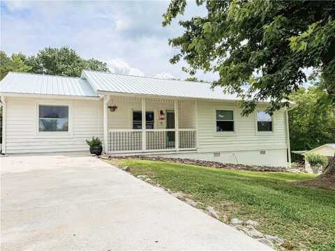 3905 Hunt Drive SE, Gainesville, GA 30507