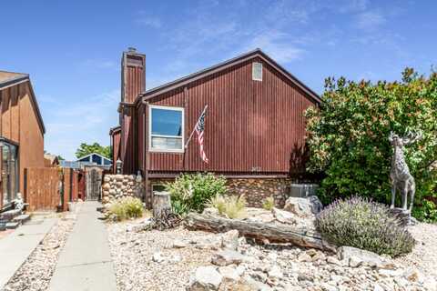 2462 W HARD ROCK, Taylorsville, UT 84129