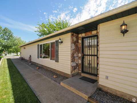 2426 E 3225 S, Salt Lake City, UT 84109