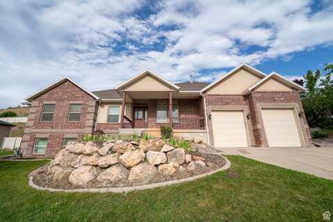 271 E EAGLE RIDGE, North Salt Lake, UT 84054