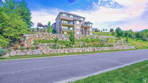 1596 E MILLBROOK S, Bountiful, UT 84010