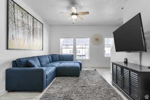 347 N 750 E, Vineyard, UT 84059