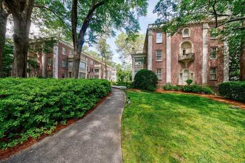 2260 Peachtree Road NW, Atlanta, GA 30309