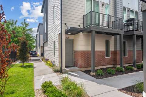 1146 S REDWOOD, Salt Lake City, UT 84104