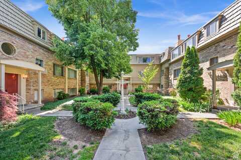 2220 E MURRAY HOLLADAY RD, Holladay, UT 84117