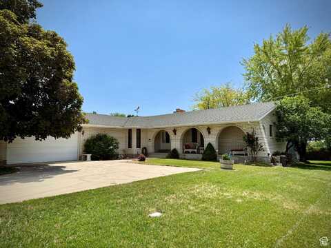 1177 W 2060 N, Helper, UT 84526