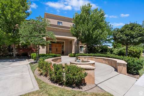 1706 E MURRAY HOLLADAY S, Holladay, UT 84117