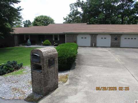 839 Summit Point, Cadiz, KY 42211