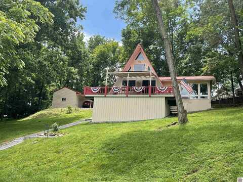 186 N Lakeshore Dr., Cadiz, KY 42211