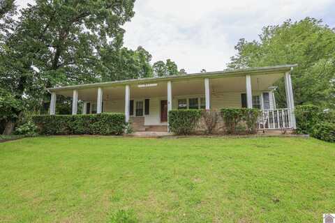 831 E 7th Ave, Calvert City, KY 42029