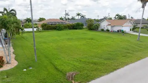 2247 SW 27th Street, Cape Coral, FL 33914