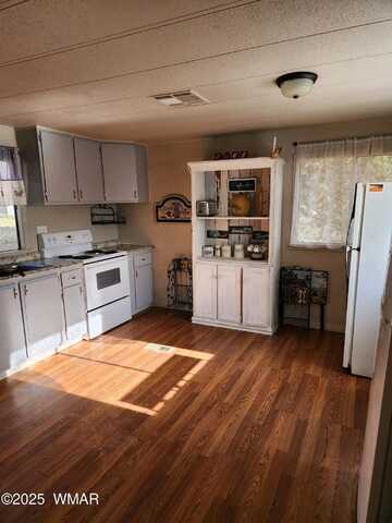 2205 Parkinson Road, Lakeside, AZ 85929