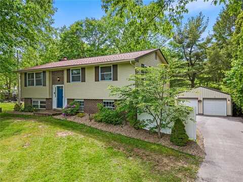153 Harshaville Road, Hanover, PA 15026