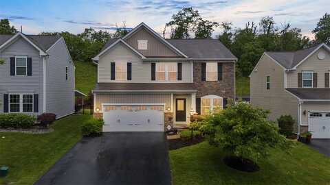224 Long Ridge Dr, Kennedy, PA 15108