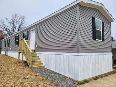 12 Teri Ln, Amwell, PA 15301