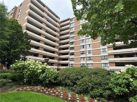 220 N Dithridge, Oakland, PA 15213