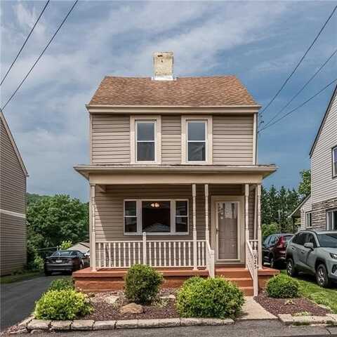 925 Greenhill Rd, Shaler, PA 15209