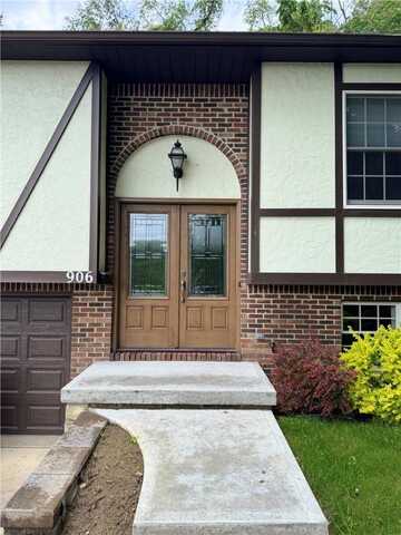 906 Arch Ave, Castle Shannon, PA 15234