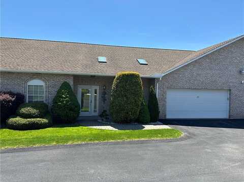 2750 Iowa Dr, Lower Burrell, PA 15068
