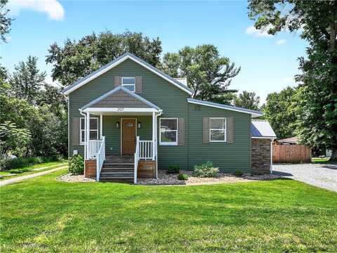 207 Lou St, Huntingdon, PA 15683