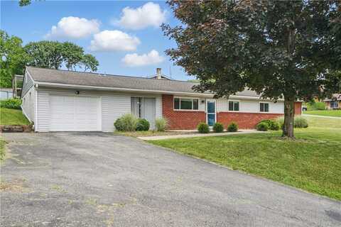 218 Longview Drive, Manor, PA 15642