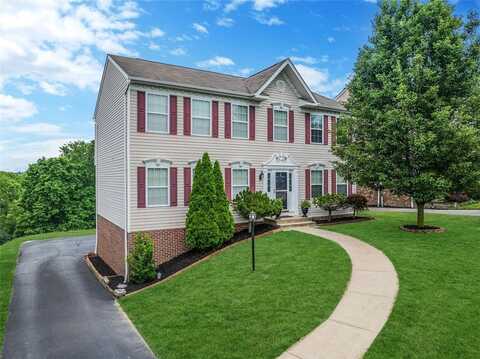 520 Panorama Dr, Cecil, PA 15317