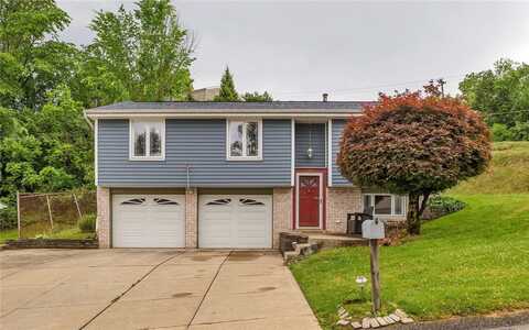 690 Regency Dr, Plum, PA 15239
