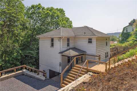 612 Franklin St, Freeport, PA 16229