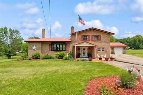 211 Furnace Lane, Saint Clair, PA 15944