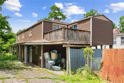 3246 Chartiers Ave, Sheridan, PA 15204