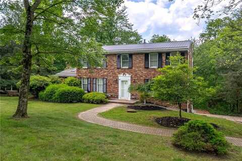 5132 Scenic Dr, Murrysville, PA 15668